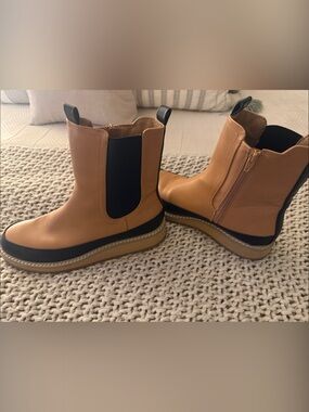 Target Tan and Black Platform Chelsea Ankle Boots